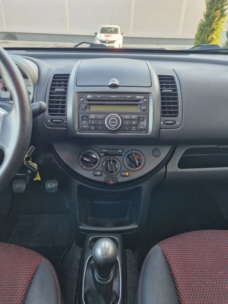Nissan Note 1.5, снимка 10 - Автомобили и джипове - 52448714
