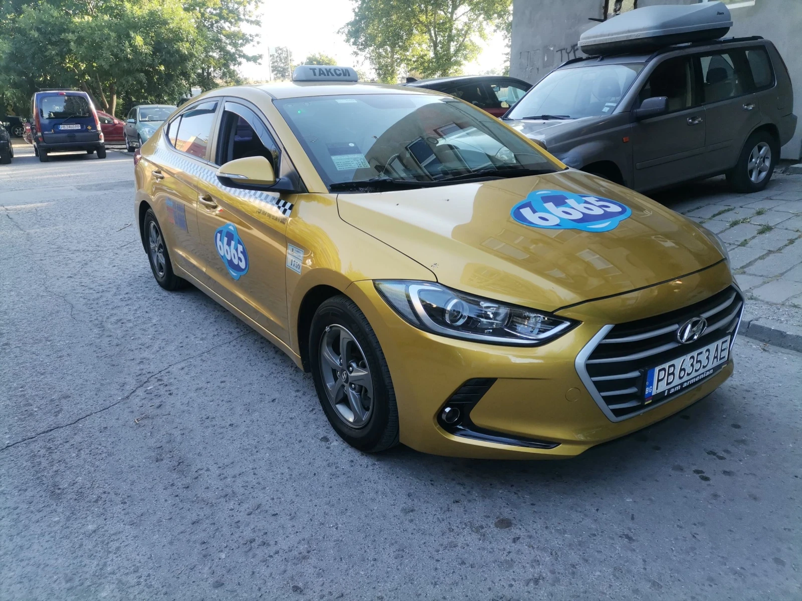 Hyundai Elantra  - изображение 3