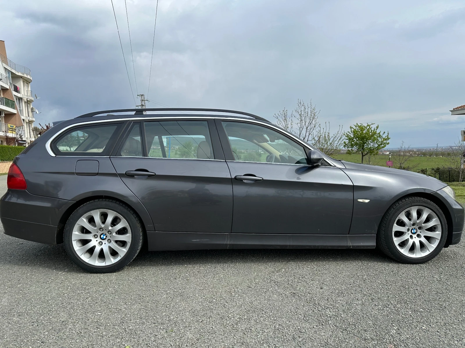 BMW 330 330d - изображение 6