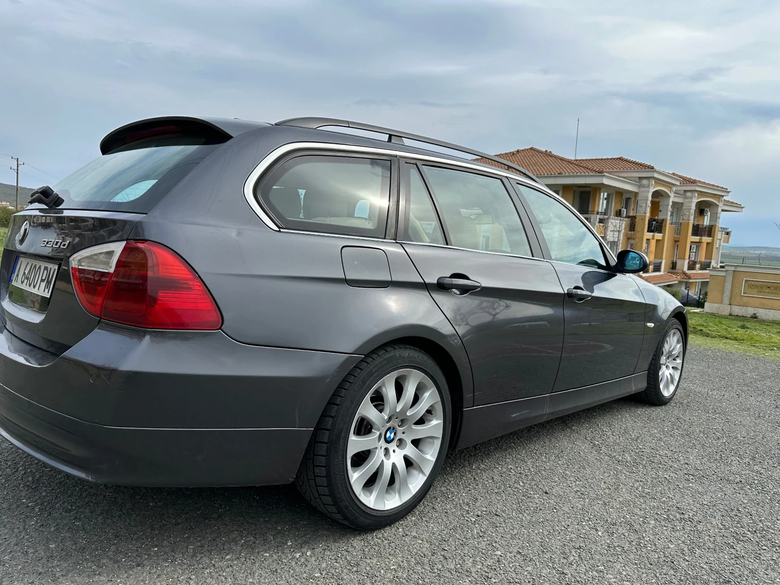 BMW 330 330d - изображение 9
