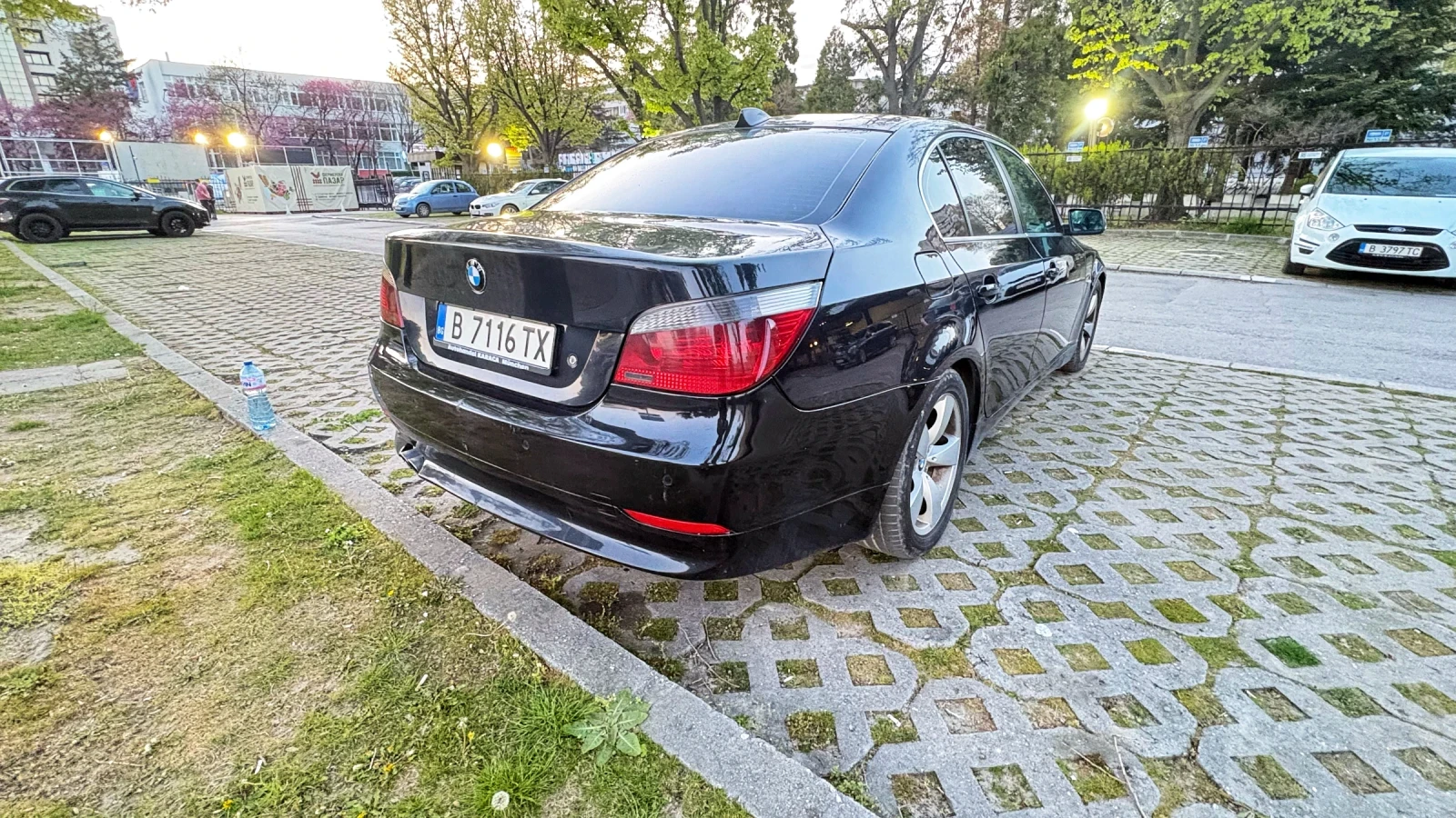 BMW 523 2.5 - изображение 3