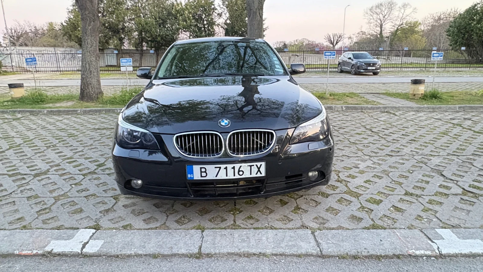BMW 523 2.5 - изображение 5