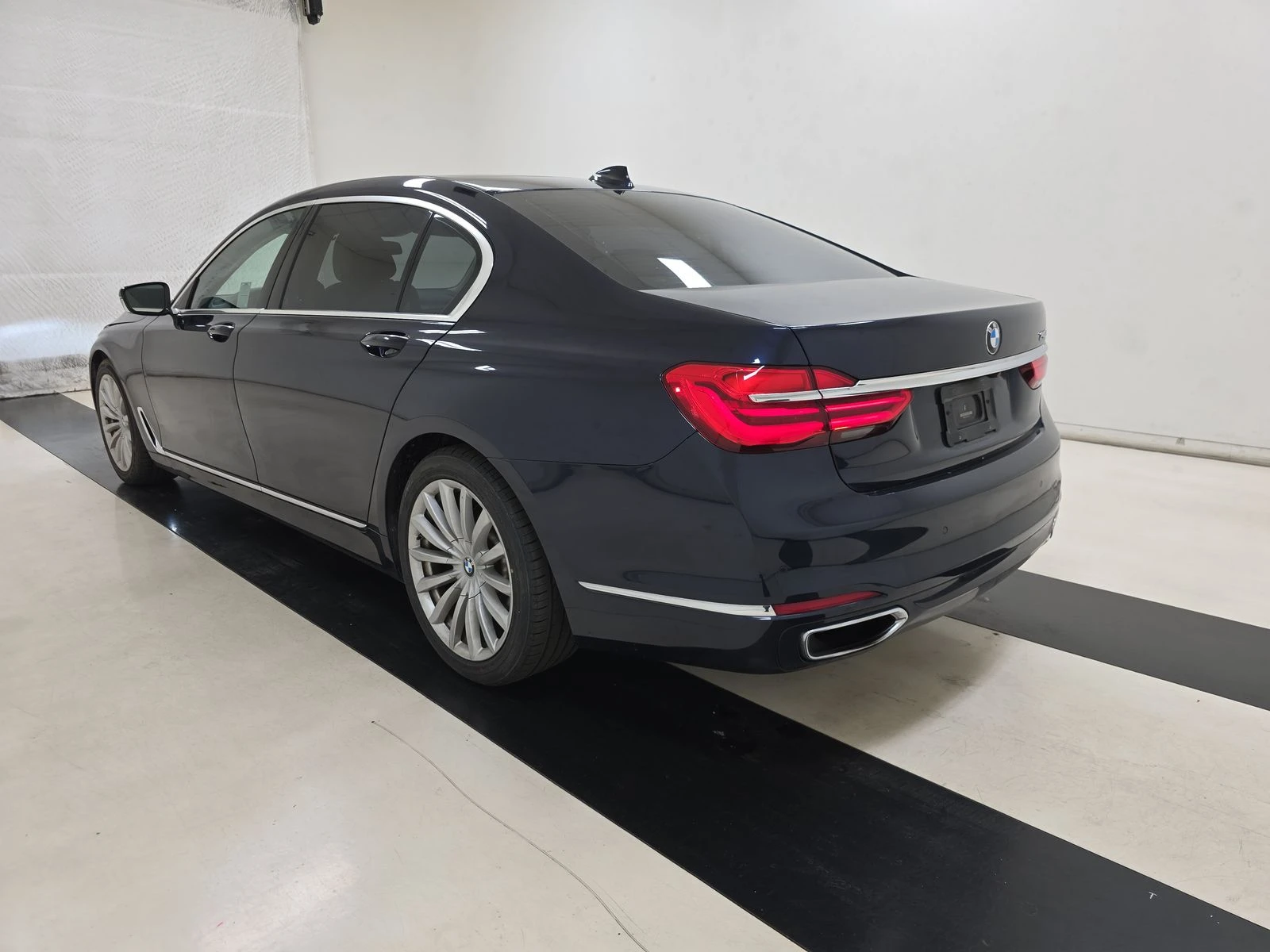 BMW 740 harman kardon* Head-Up*  - изображение 6
