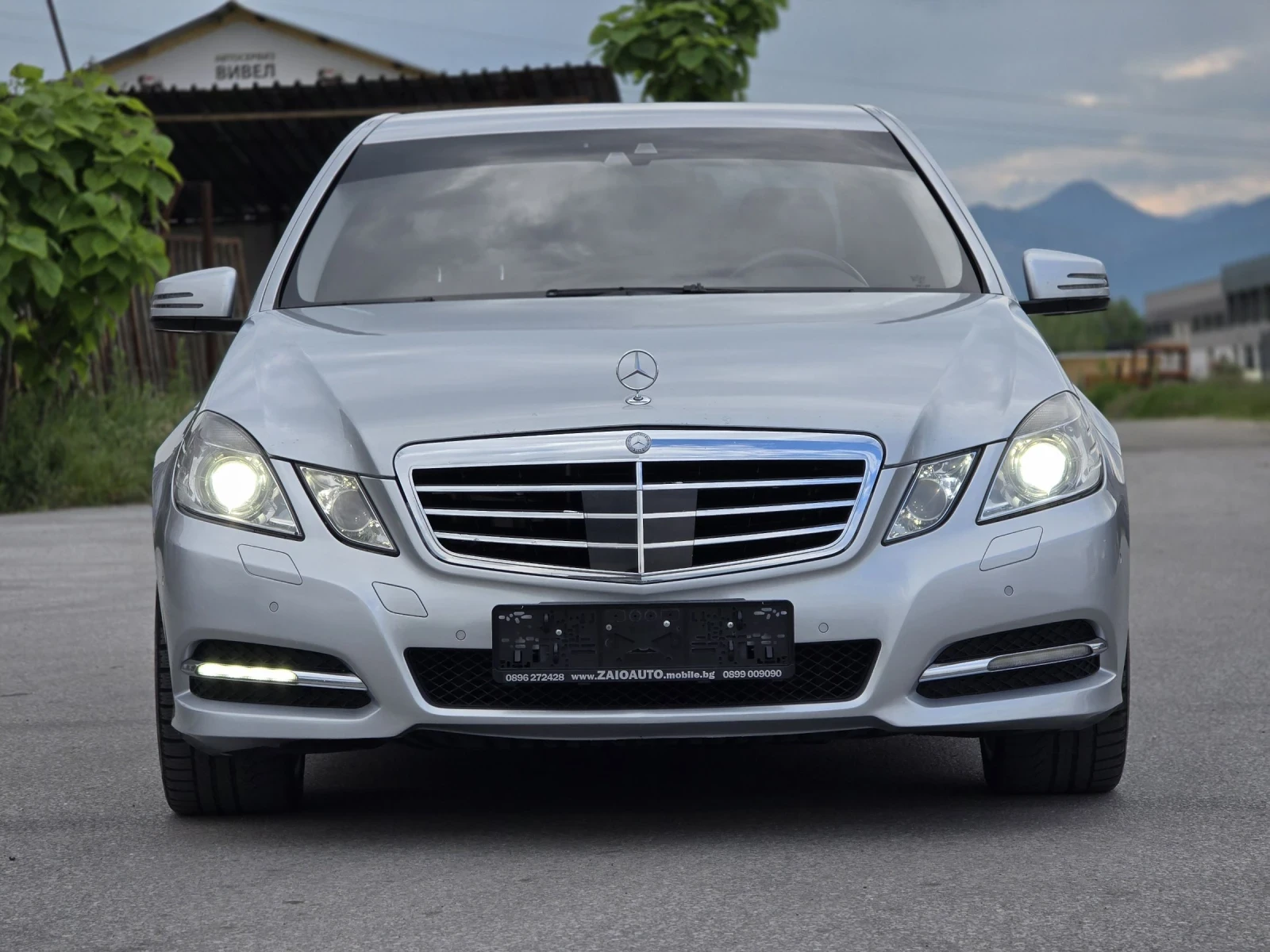 Mercedes-Benz E 350 3.5CDI 265Hp 4 matic Фул Екстри За, Модела - изображение 8