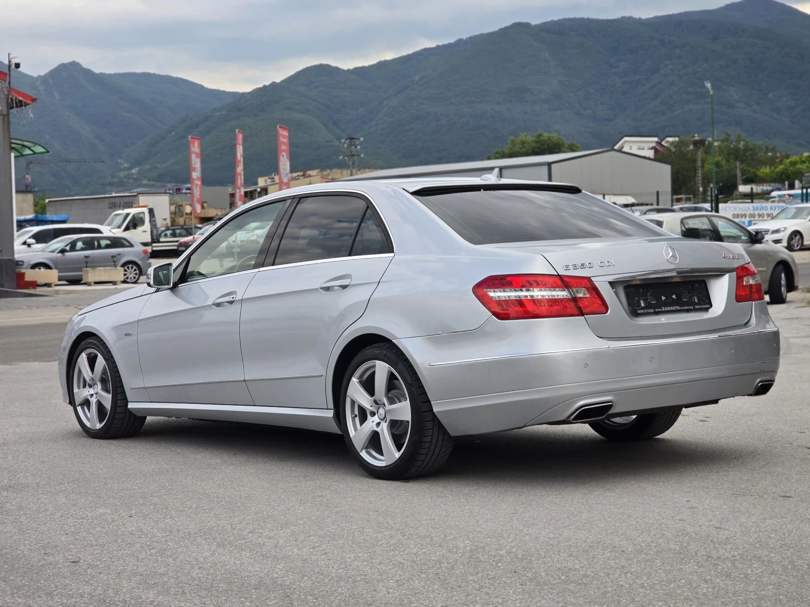 Mercedes-Benz E 350 3.5CDI 265Hp 4 matic Фул Екстри За, Модела - изображение 3
