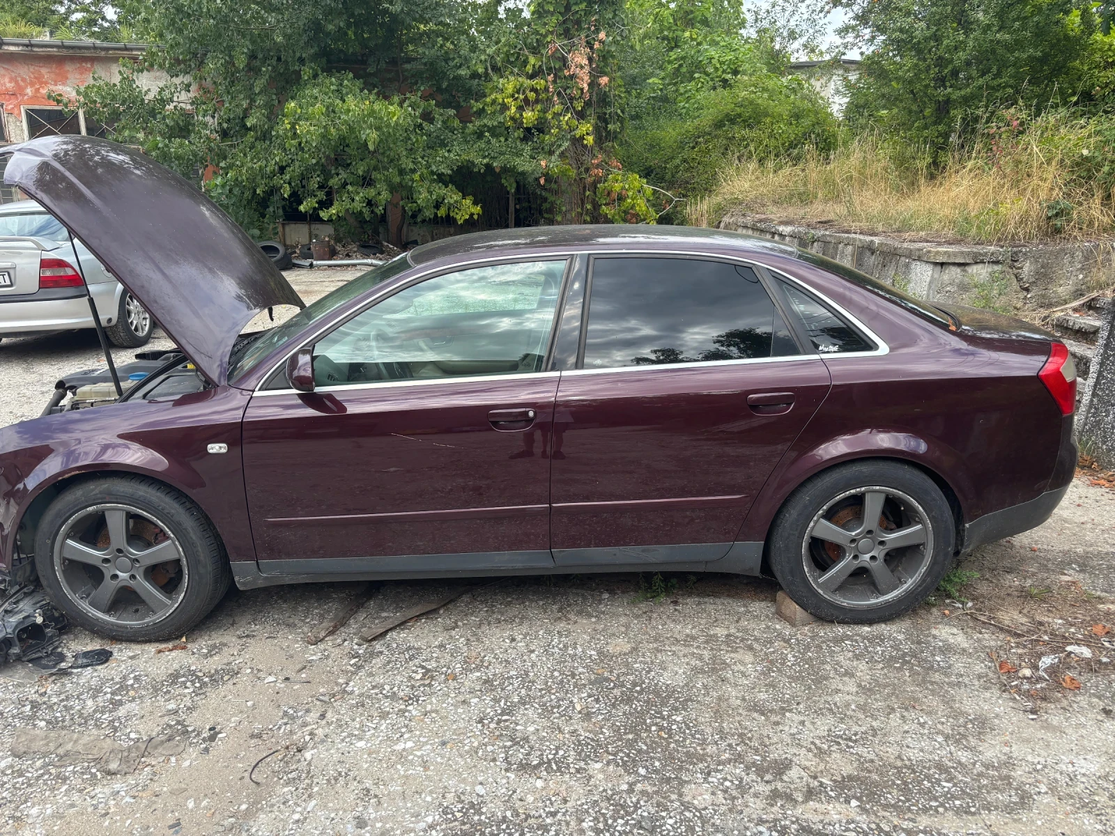Audi A4 2.0 alt - изображение 2