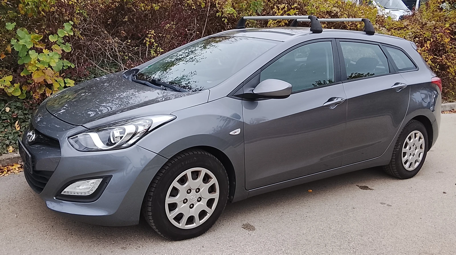 Hyundai I30 1, 4 99кс НОВ ВНОС  РЕАЛНИ КМ  ОБСЛУЖЕН  НОВИ ГУМИ - изображение 2