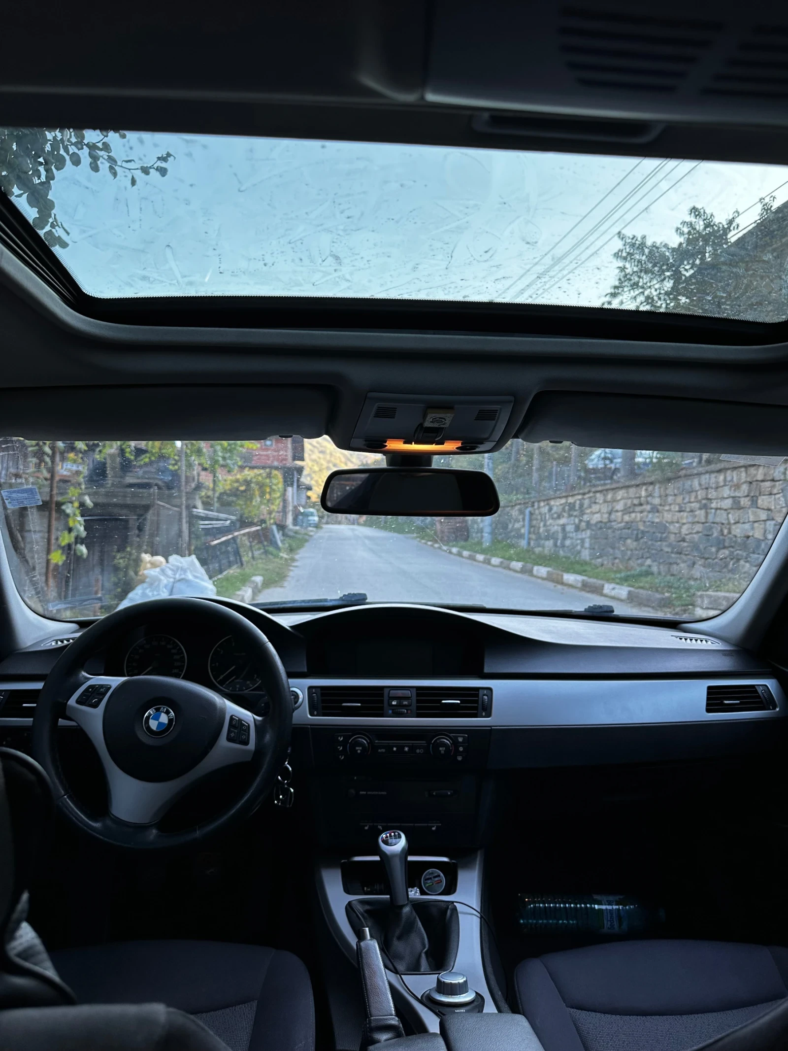 BMW 320  - изображение 5