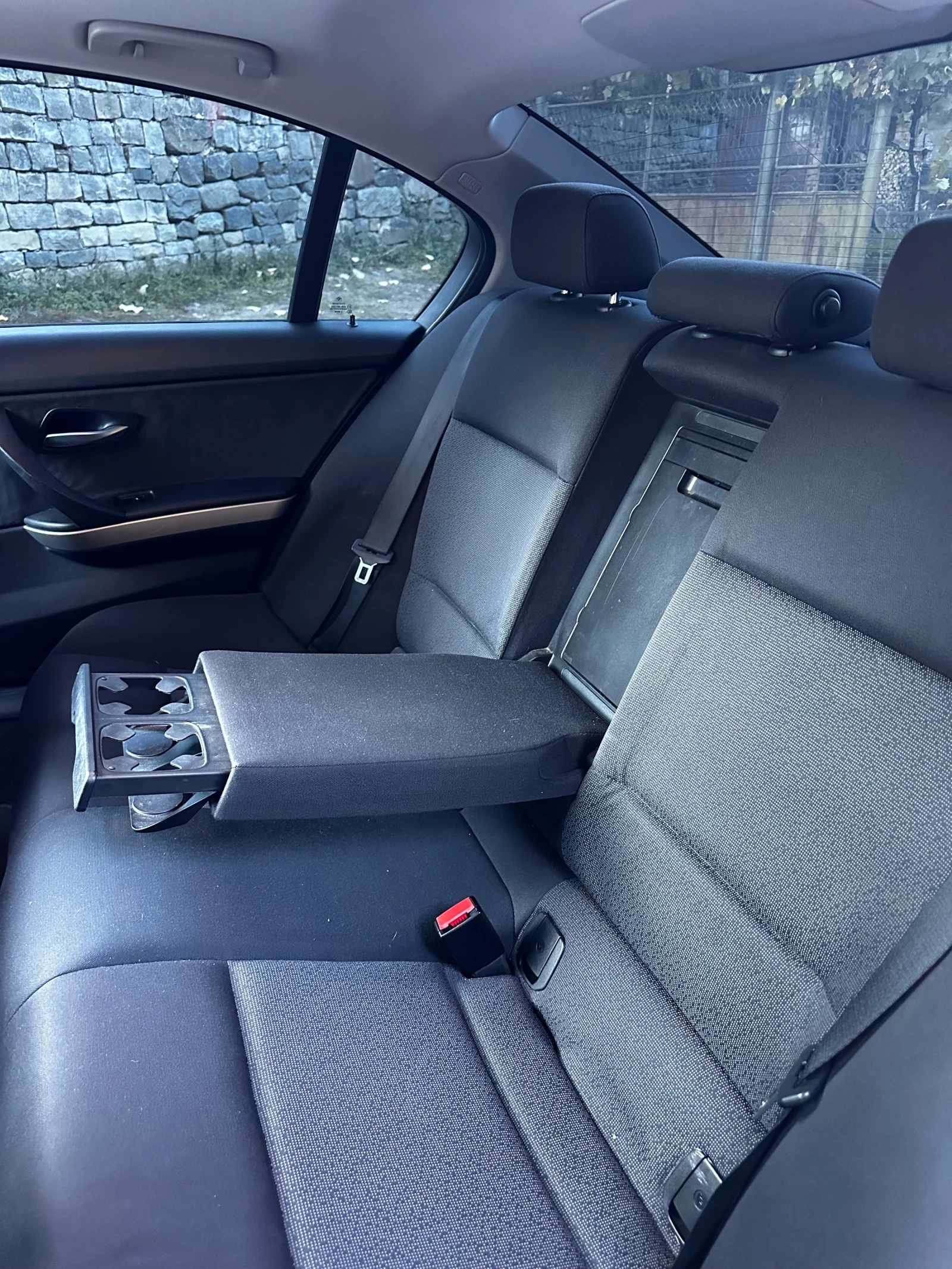 BMW 320  - изображение 6