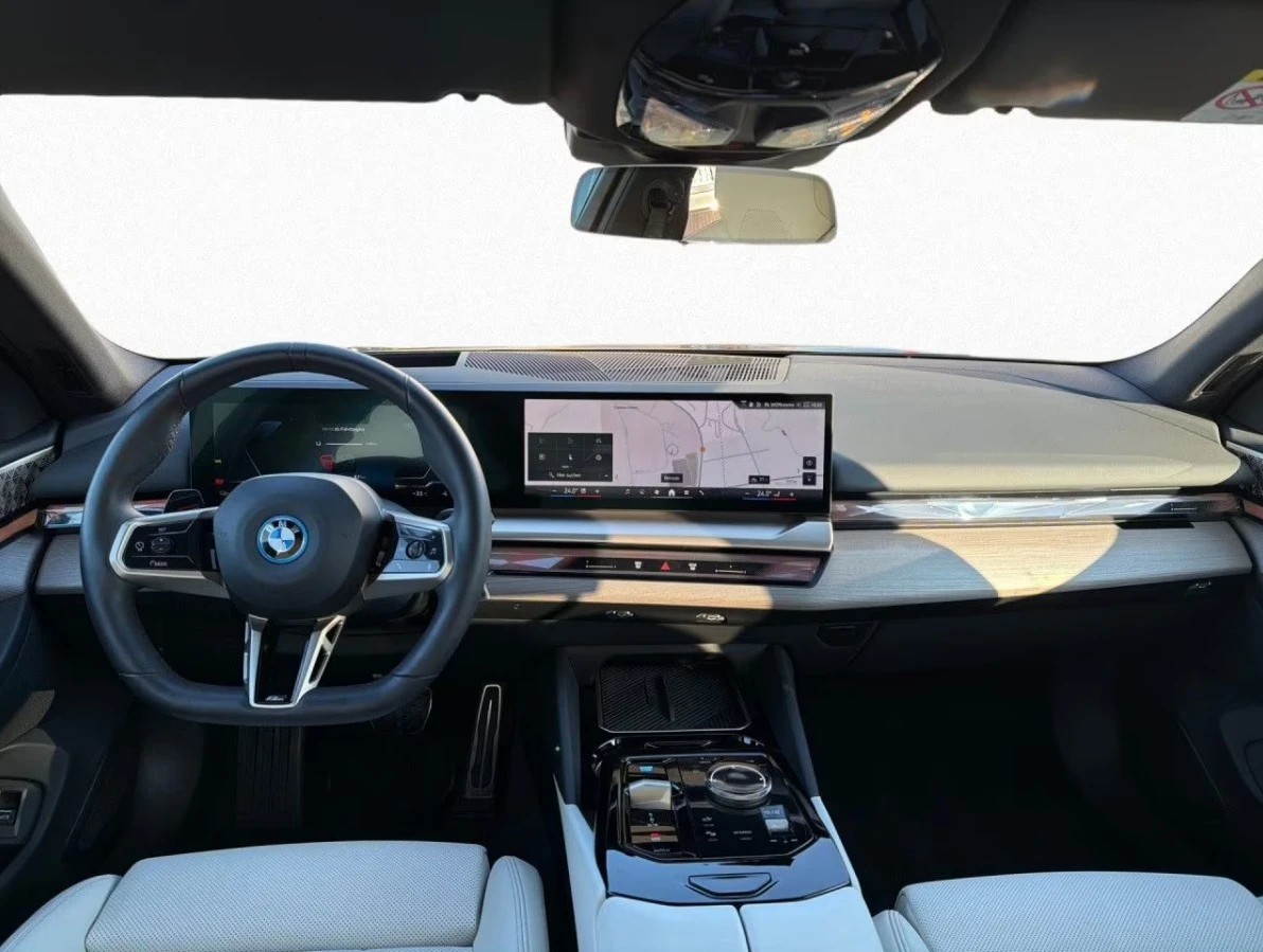 BMW i5 xDrive40* Bowers* M Sport, снимка 5 - Автомобили и джипове - 54068159