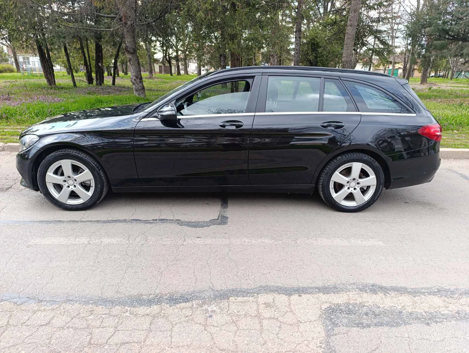 Mercedes-Benz C 180 2016г., снимка 9 - Автомобили и джипове - 54151061