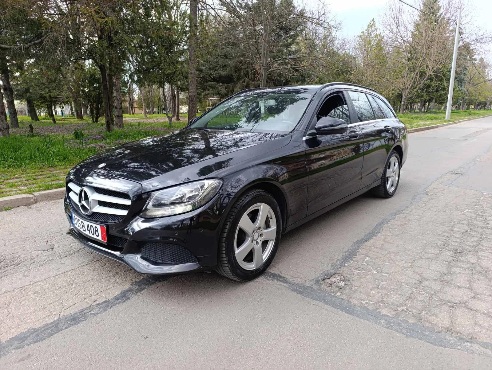 Mercedes-Benz C 180 2016г., снимка 2 - Автомобили и джипове - 54151061
