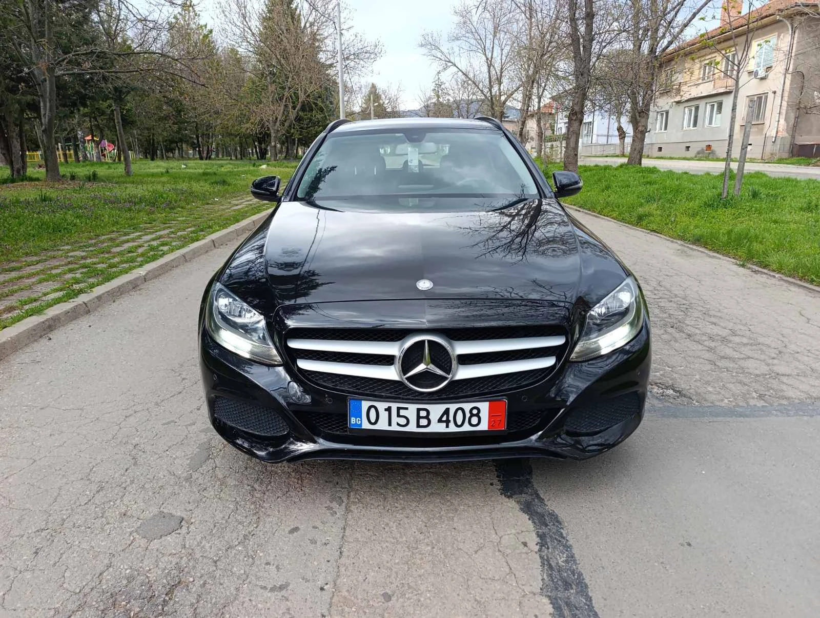 Mercedes-Benz C 180 2016г., снимка 3 - Автомобили и джипове - 54151061