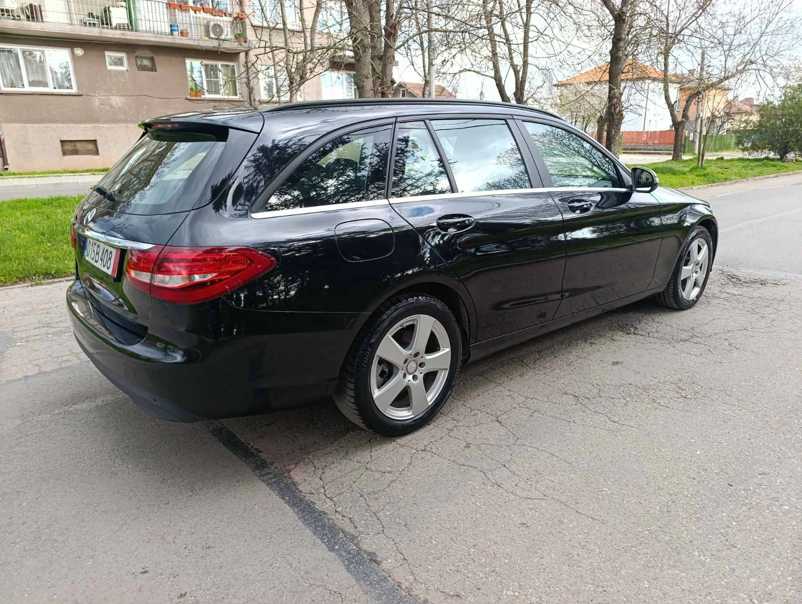 Mercedes-Benz C 180 2016г., снимка 6 - Автомобили и джипове - 54151061