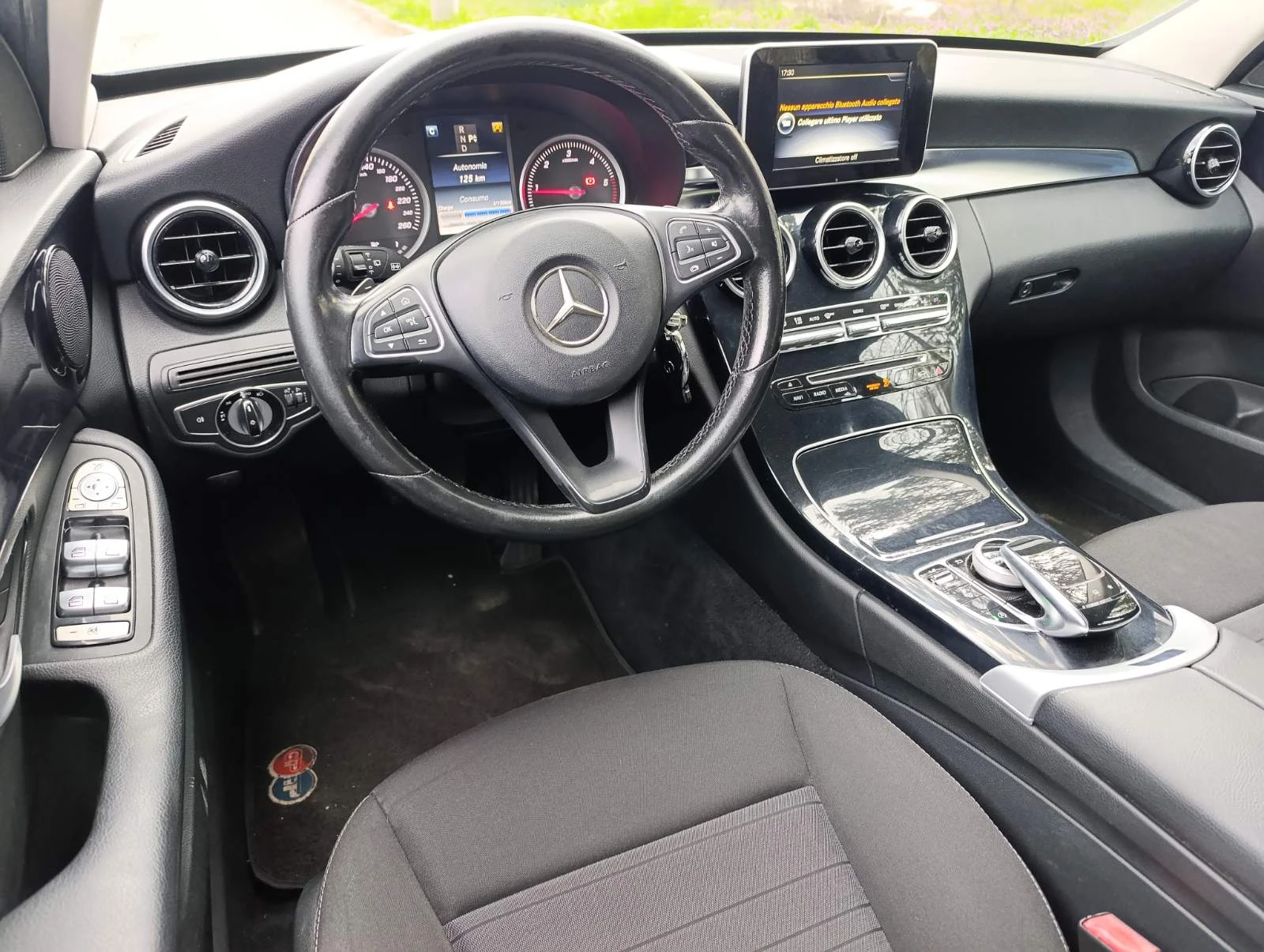 Mercedes-Benz C 180 2016г., снимка 10 - Автомобили и джипове - 54151061