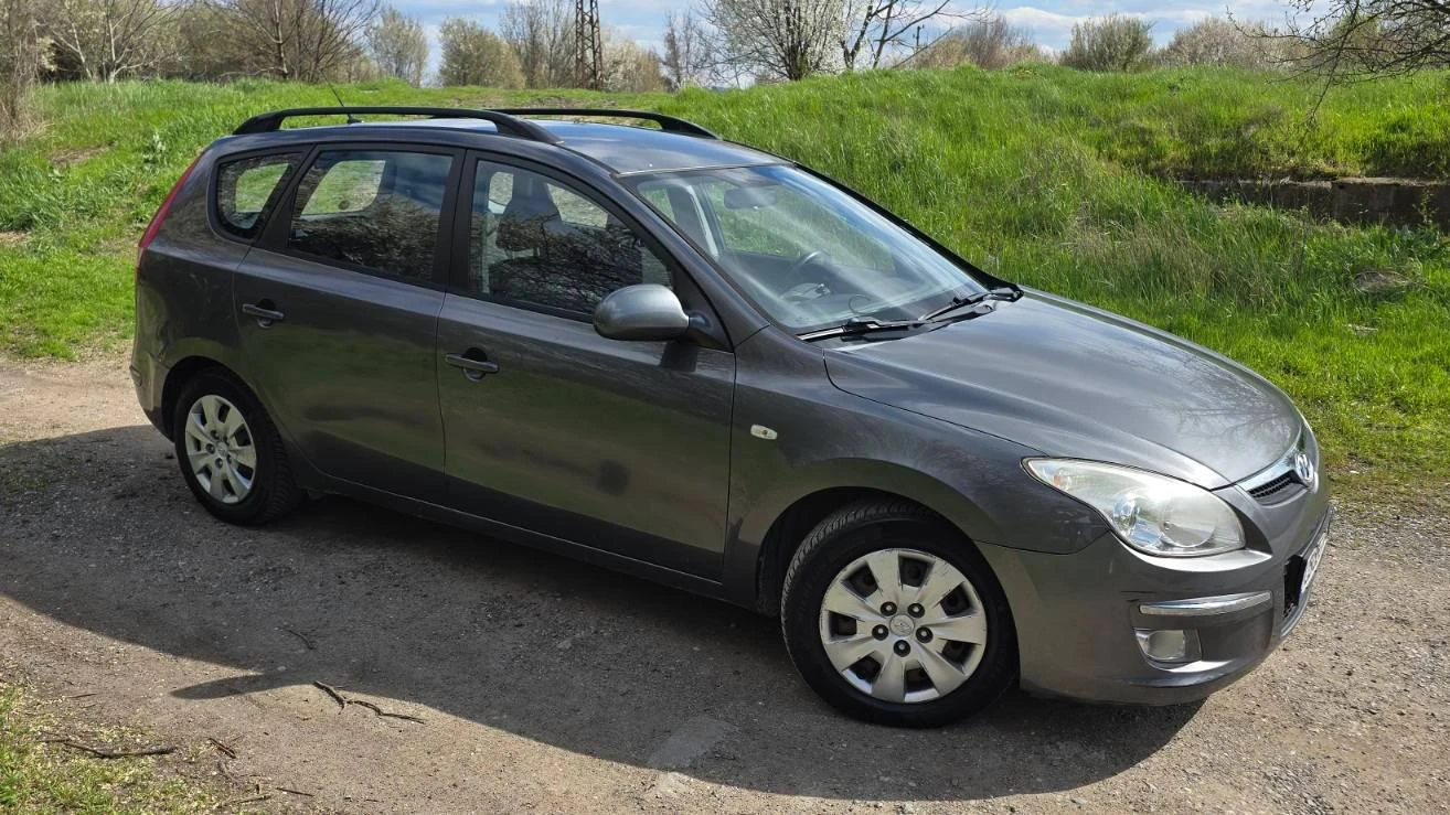 Hyundai I30 CW, снимка 2 - Автомобили и джипове - 54302133