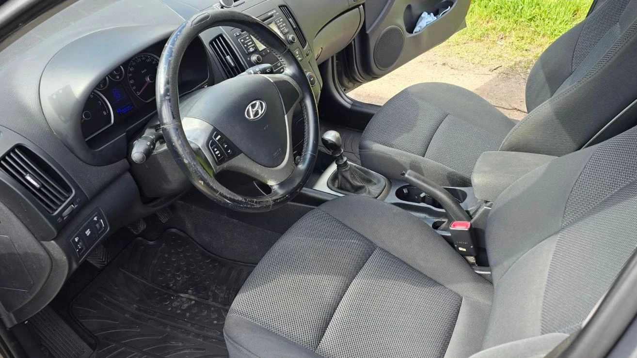 Hyundai I30 CW, снимка 13 - Автомобили и джипове - 54302133