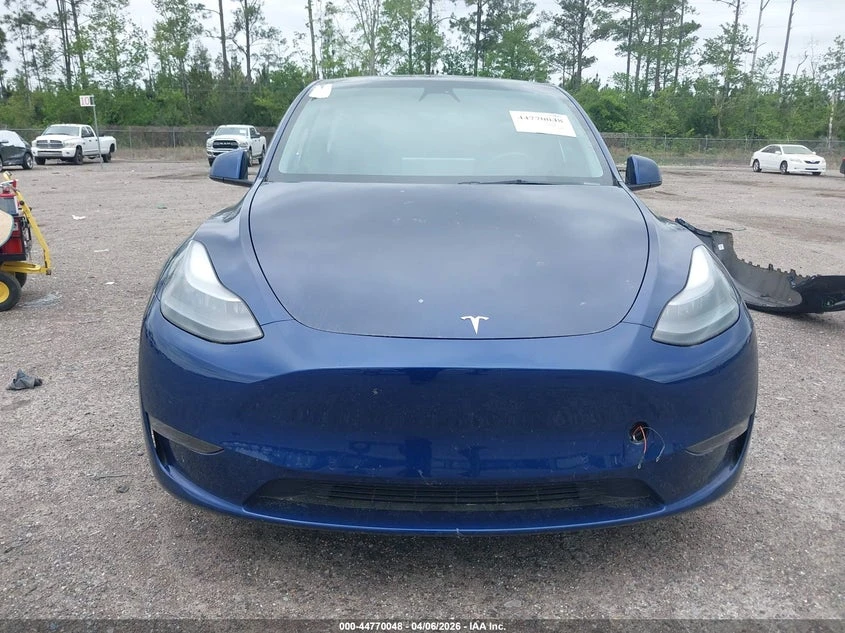 Tesla Model Y Performance Dual Motor All-Wheel Drive, снимка 12 - Автомобили и джипове - 54307639