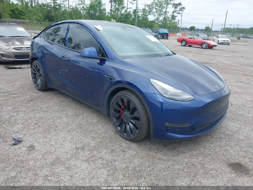 Tesla Model Y Performance Dual Motor All-Wheel Drive