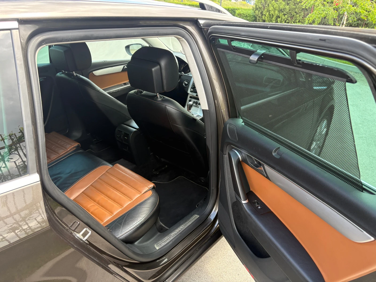 VW Passat, снимка 16 - Автомобили и джипове - 54611272