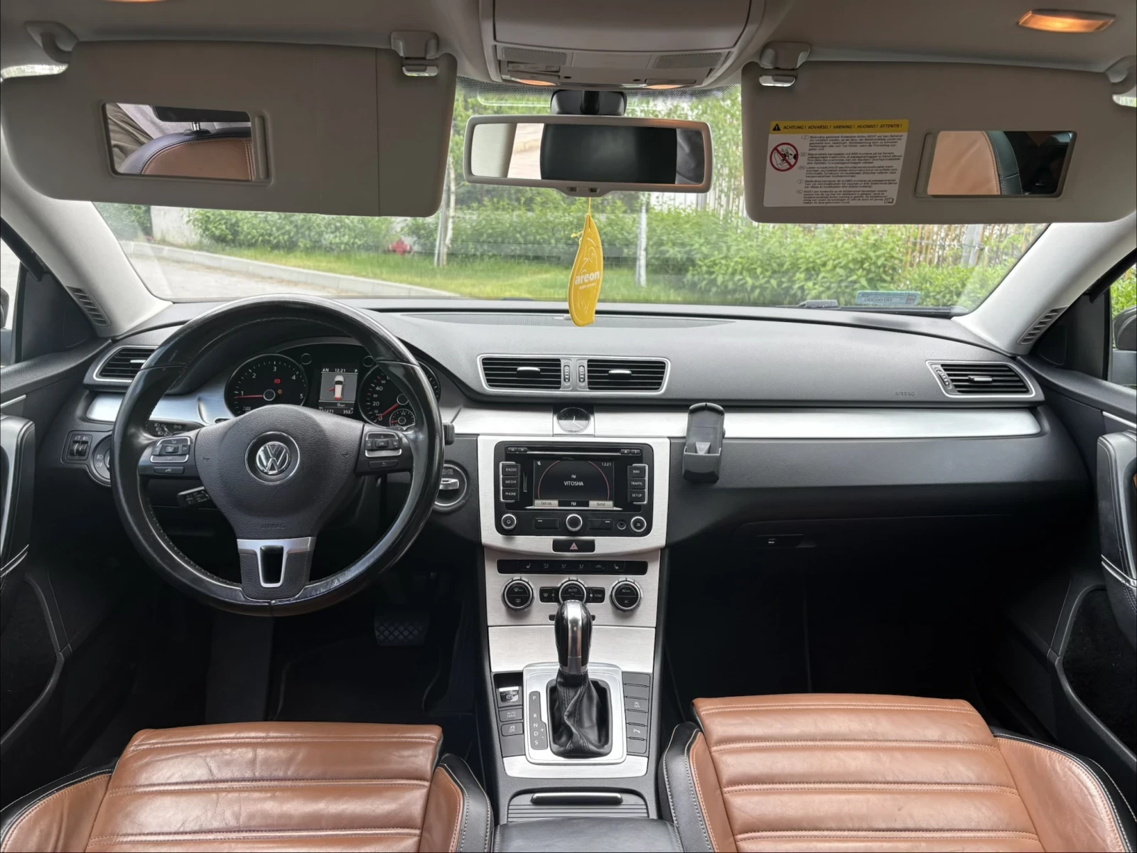 VW Passat, снимка 11 - Автомобили и джипове - 54611272