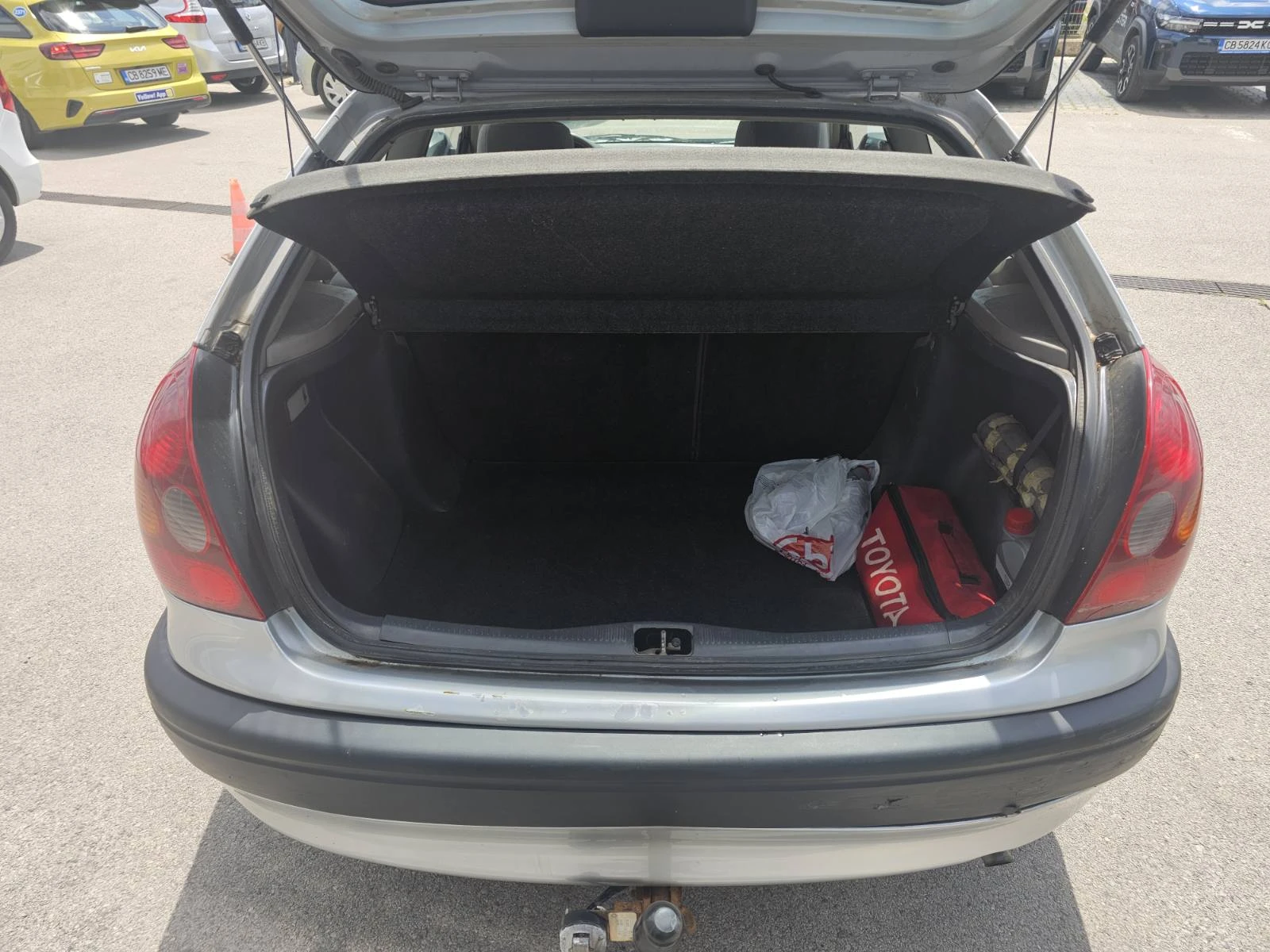 Toyota Corolla 1.3, снимка 13 - Автомобили и джипове - 54770774
