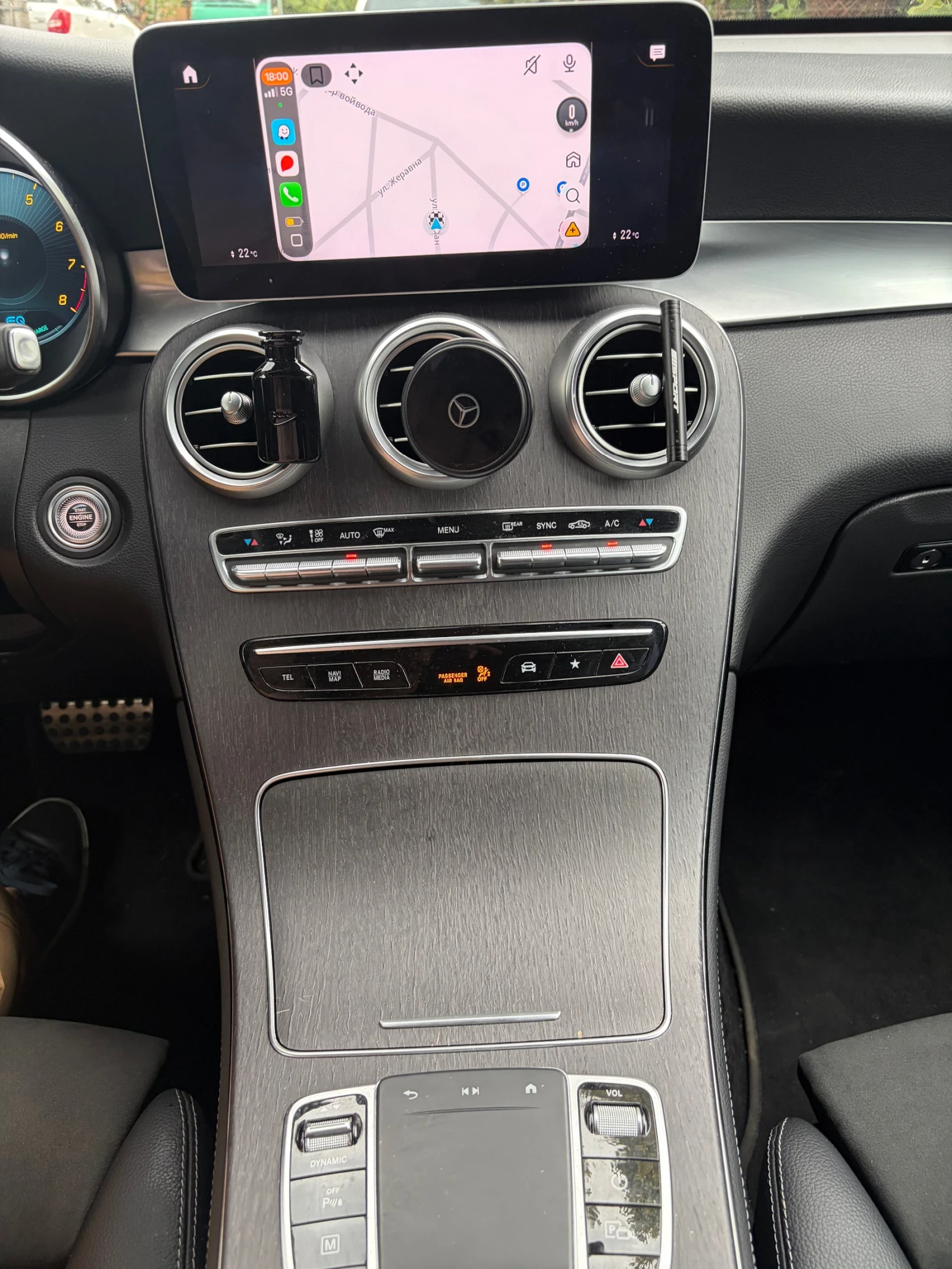 Mercedes-Benz GLC 200, снимка 14 - Автомобили и джипове - 55418689