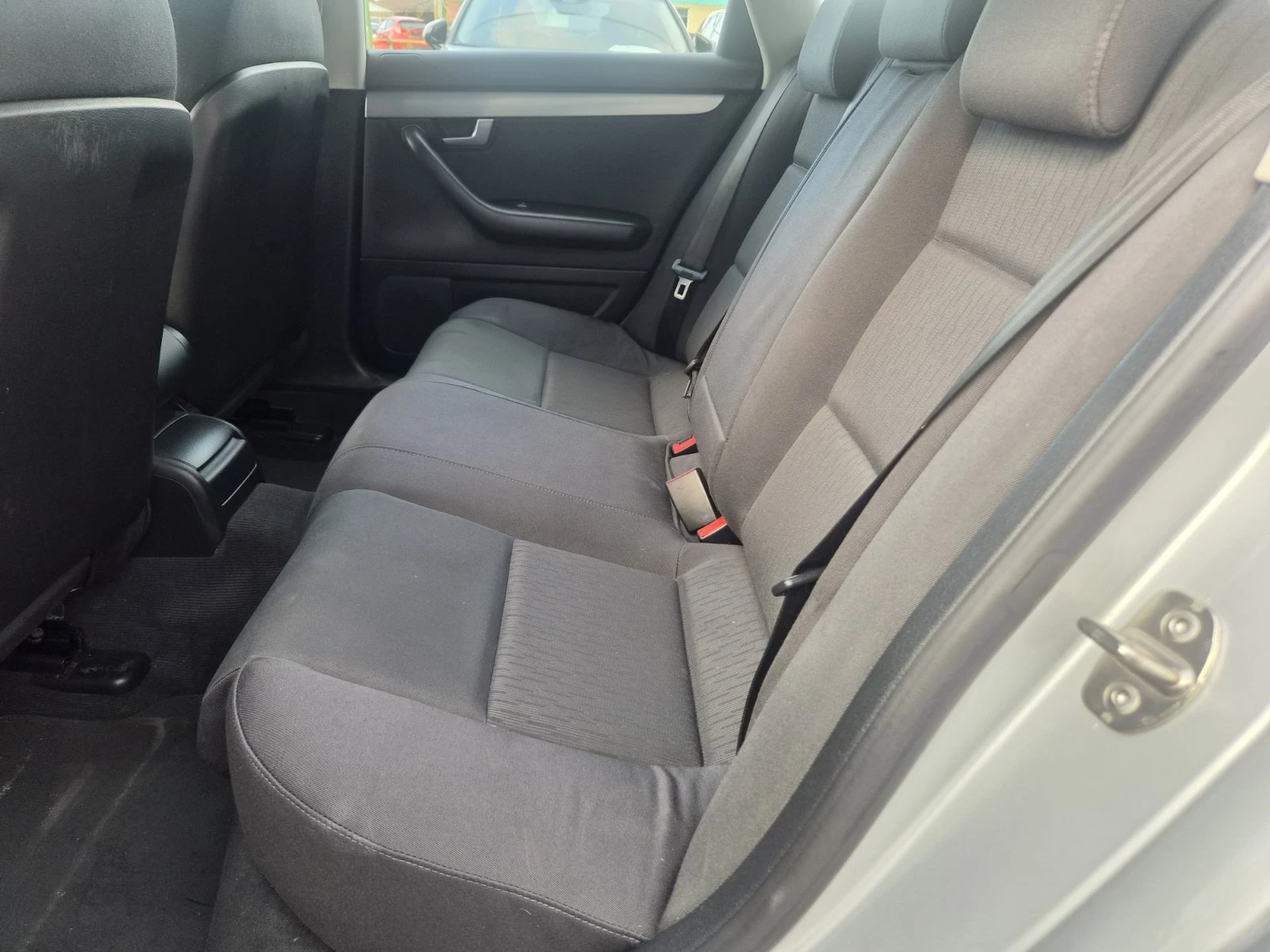 Audi A4 3.0D-QUATTRO-NAVI, снимка 12 - Автомобили и джипове - 55667501