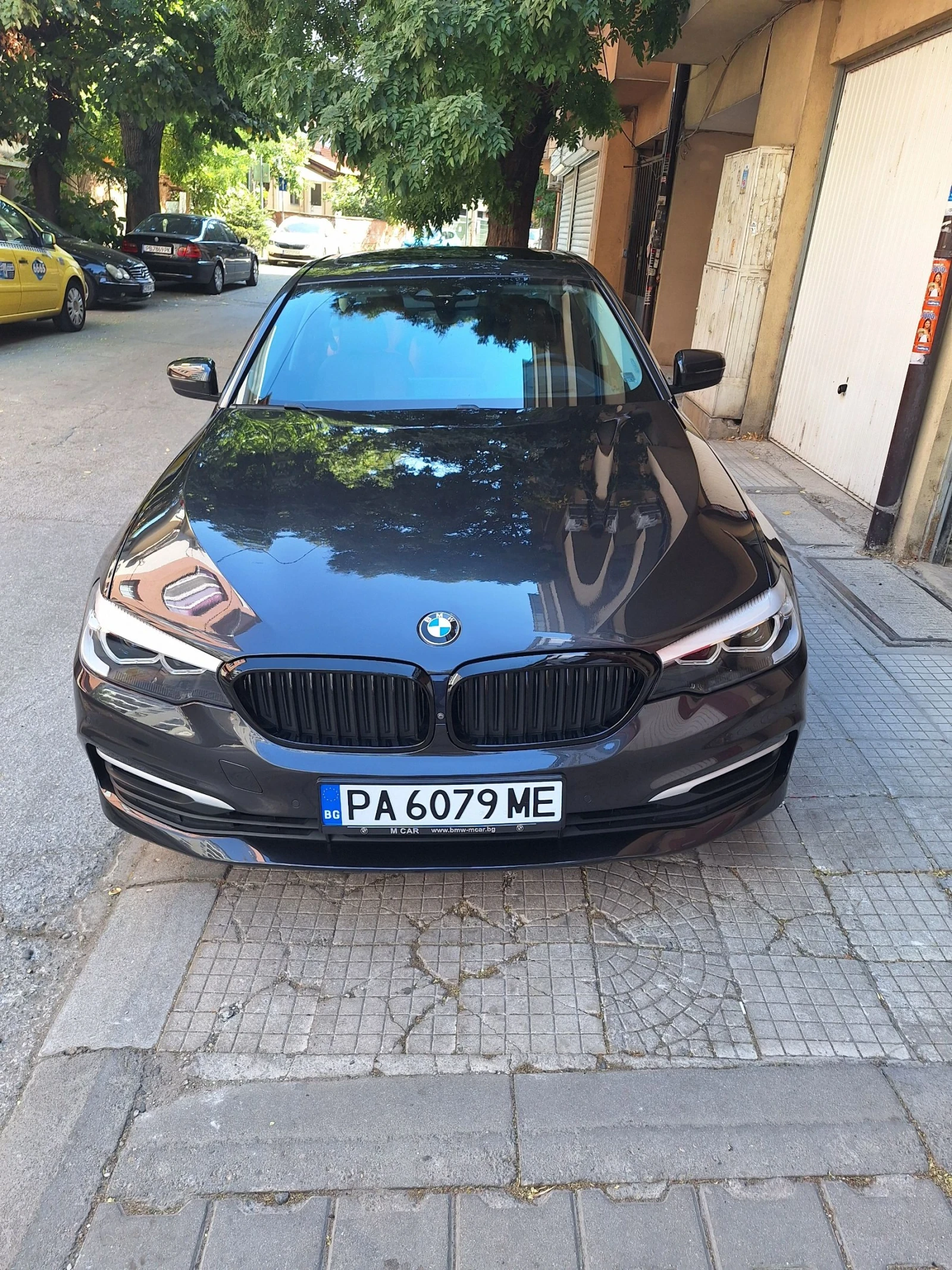 BMW 530 RWD