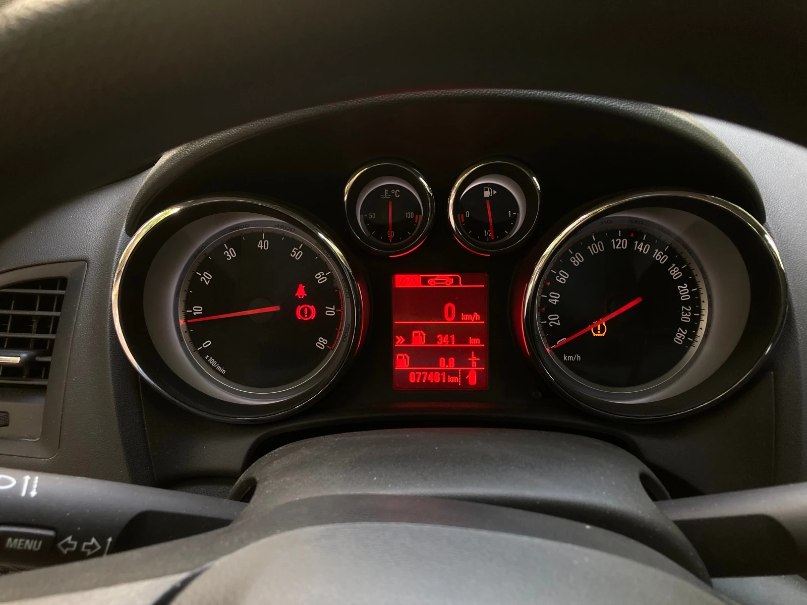 Opel Astra "J" без забележки, снимка 10 - Автомобили и джипове - 55861316
