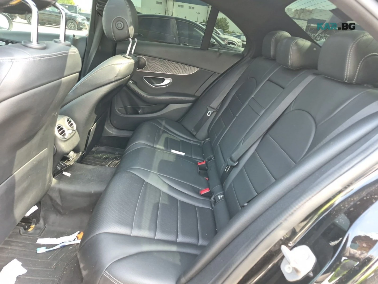 Mercedes-Benz C 300 * АвтоКредит * (ЦЕНА ДО БГ), снимка 13 - Автомобили и джипове - 55944319