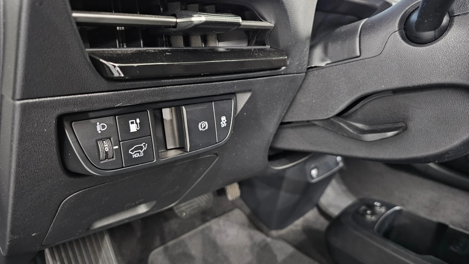Kia EV6 Long Range AIR * DIS * ОБДУХ * TOP, снимка 12 - Автомобили и джипове - 56165883