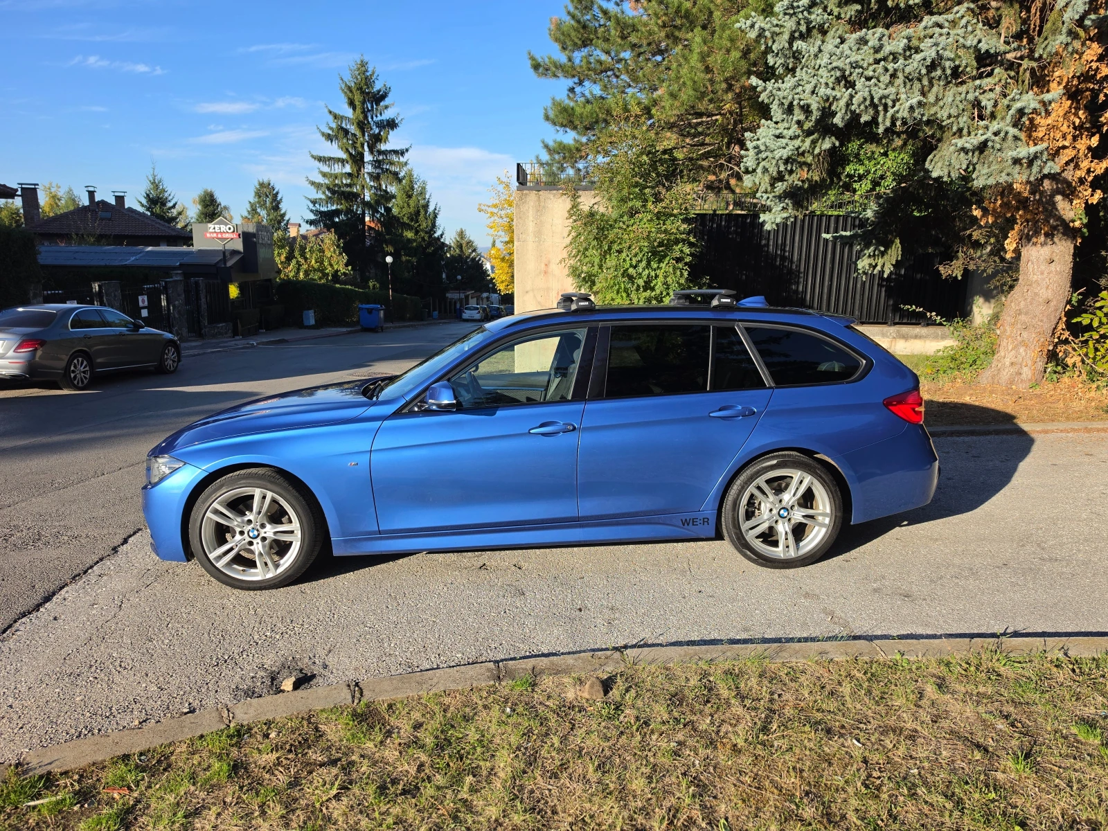 BMW 320 xDrive Touring M Sport, снимка 9 - Автомобили и джипове - 56649527