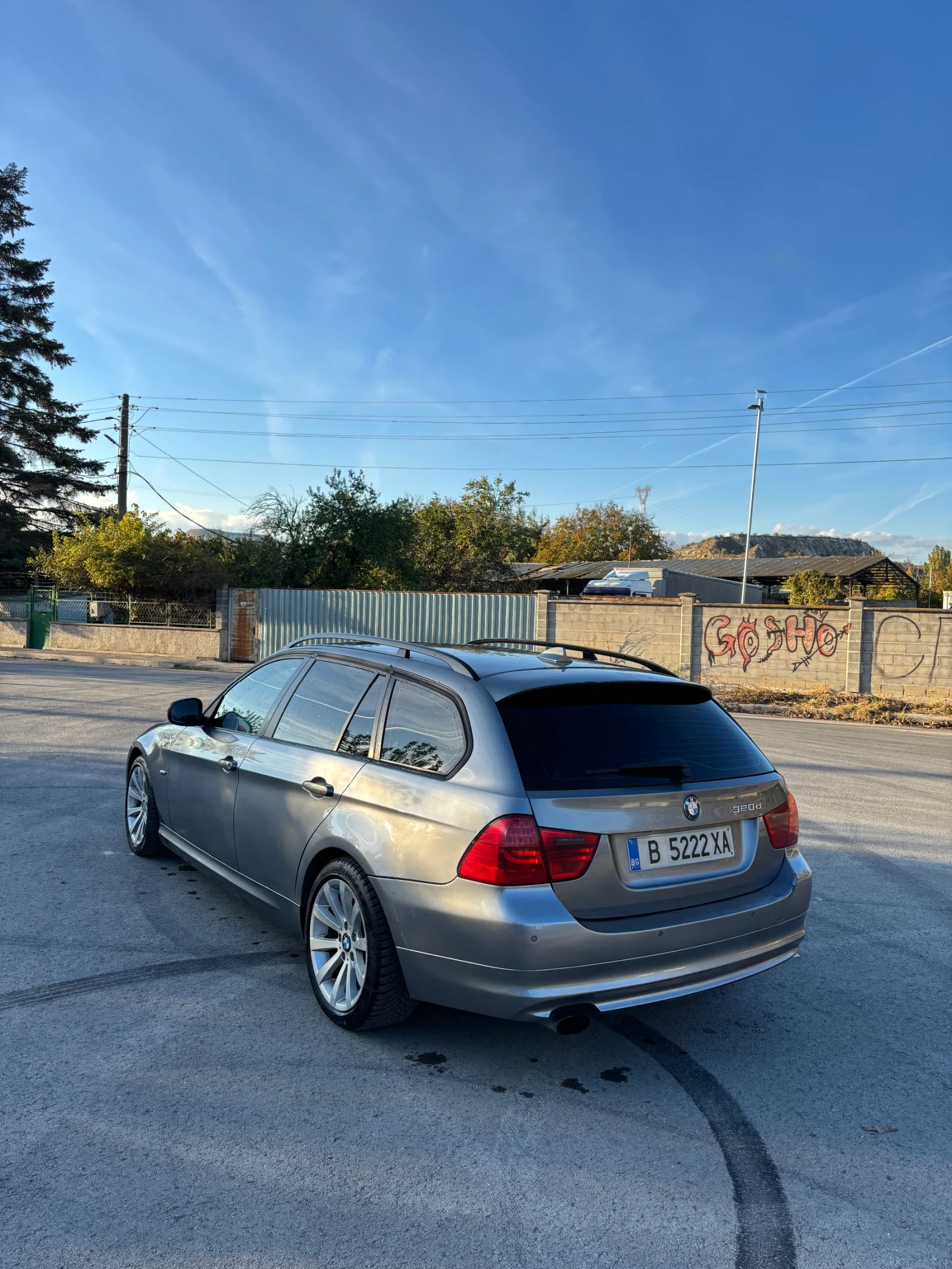 BMW 320, снимка 2 - Автомобили и джипове - 56723326