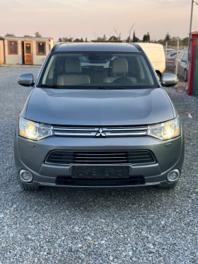     Mitsubishi Outlander PLUG-IN HYBRID