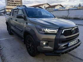 Toyota Hilux INVINCIBLE , снимка 1