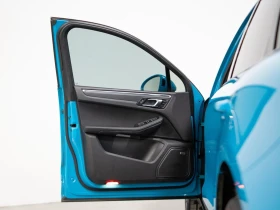 Porsche Macan * PREMIUM PLUS PKG | BOSE | PANO | 21 IN RS WHEELS - 30000 € / 58674.90 лв. - 54136747 9