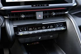 Toyota C-HR GR* PLUG-IN* DISTR* KEYLESS* CAMERA* HUD* CARPLAY | Mobile.bg � ����� ������ 13