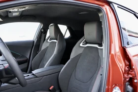Toyota C-HR GR* PLUG-IN* DISTR* KEYLESS* CAMERA* HUD* CARPLAY | Mobile.bg � ����� ������ 9