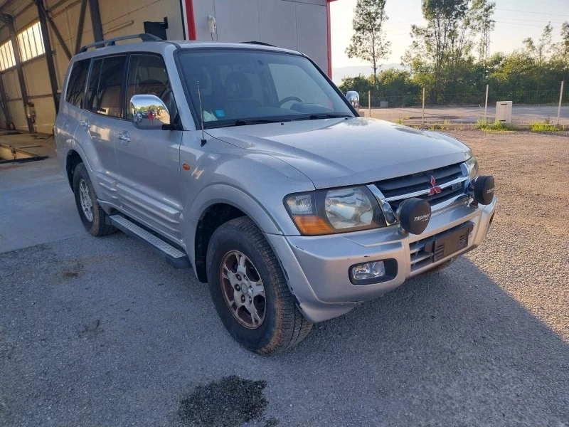 Mitsubishi Pajero 3.2 DID, снимка 2 - Автомобили и джипове - 46916309