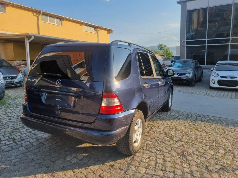 Mercedes-Benz ML 320 320 i, снимка 6 - Автомобили и джипове - 46574266