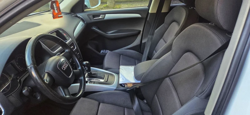Audi Q5 2.0 Quattro , снимка 6 - Автомобили и джипове - 53235561