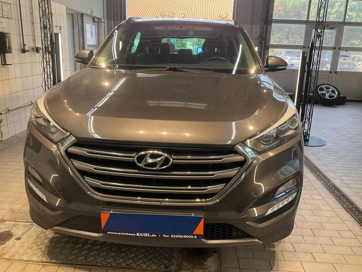 Hyundai Tucson 2.0* CRDi* Premium* 4WD - изображение 2