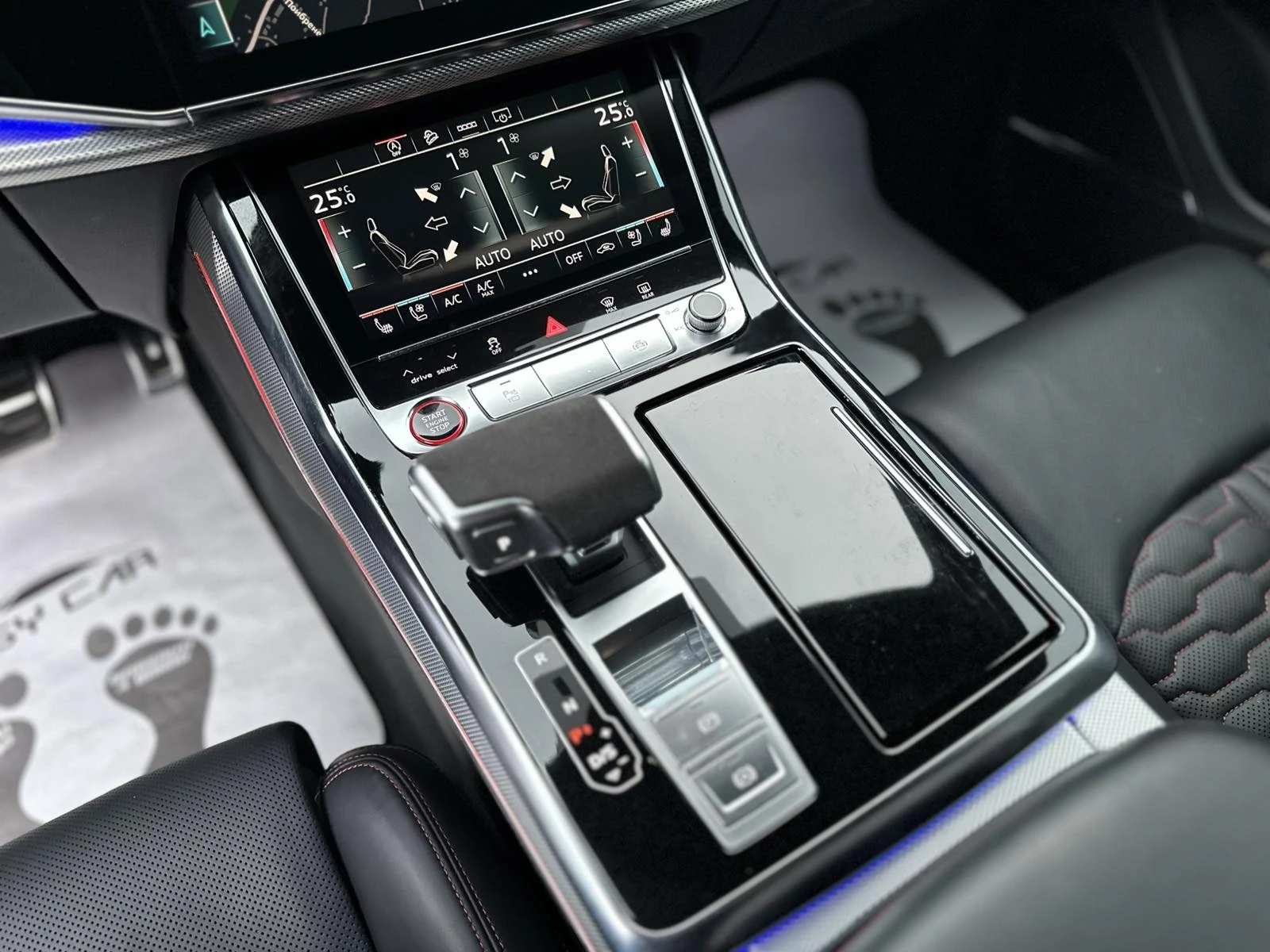 Audi RSQ8 PANO /B&O/FULL/CAMERA 360 /CERAMIC - изображение 9