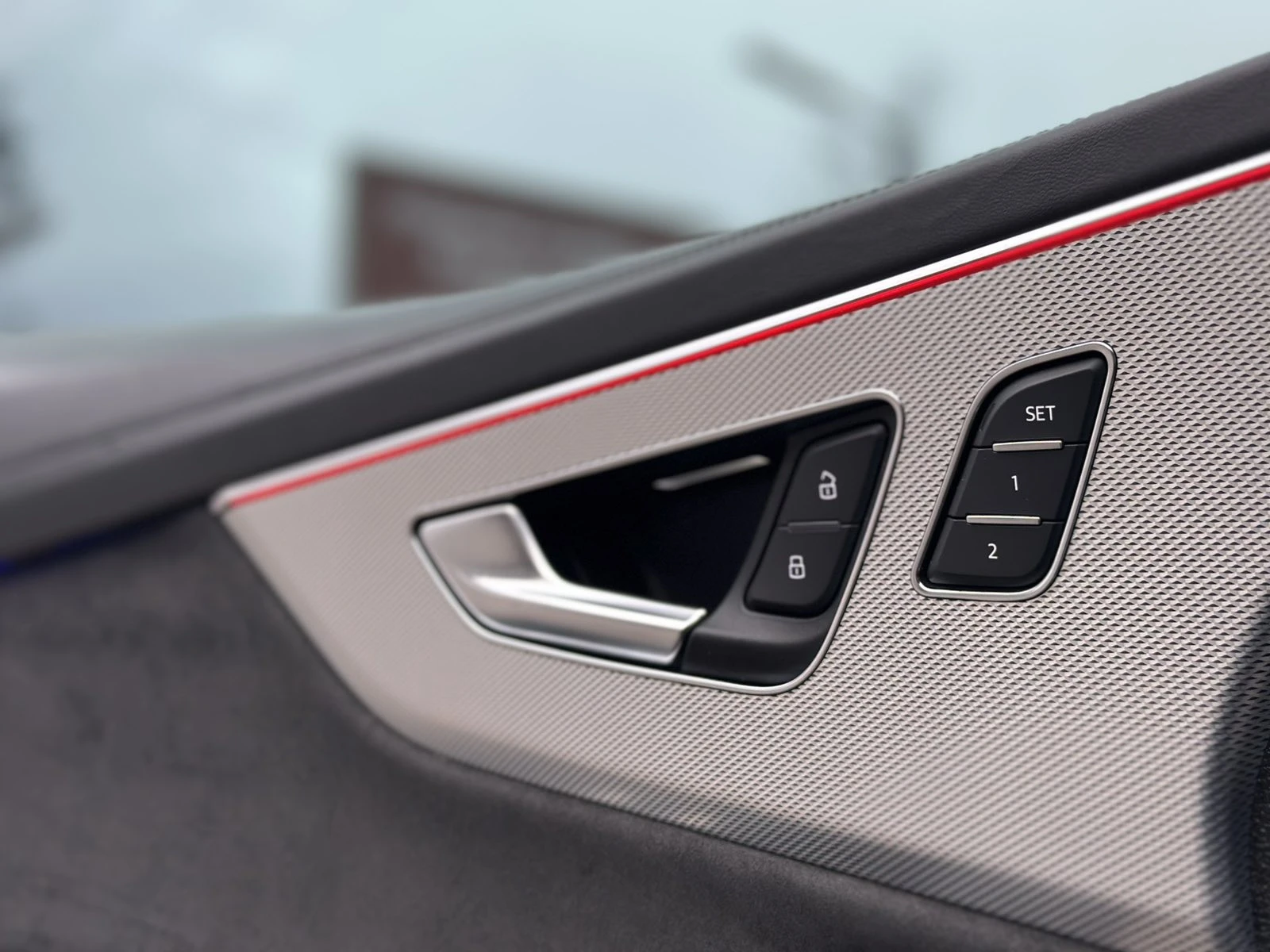 Audi RSQ8 PANO /B&O/FULL/CAMERA 360 /CERAMIC - изображение 6