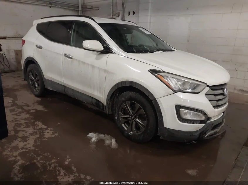 Hyundai Santa fe 2.4L I-4 DI, DOHC, VVT, 190HP All Wheel Drive