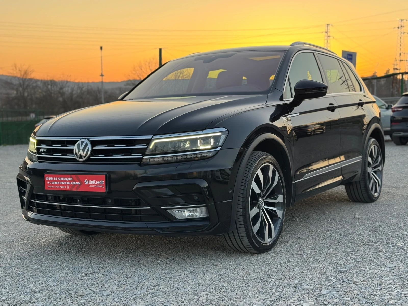 VW Tiguan R LINE 4x4 -2.0 TDI 190 кс DSG Virtual Cockpit , снимка 2 - Автомобили и джипове - 53803101