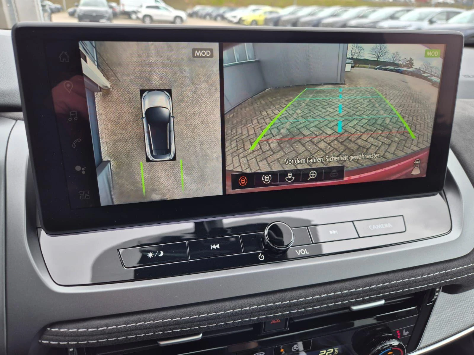 Nissan Qashqai, снимка 10 - Автомобили и джипове - 54358406