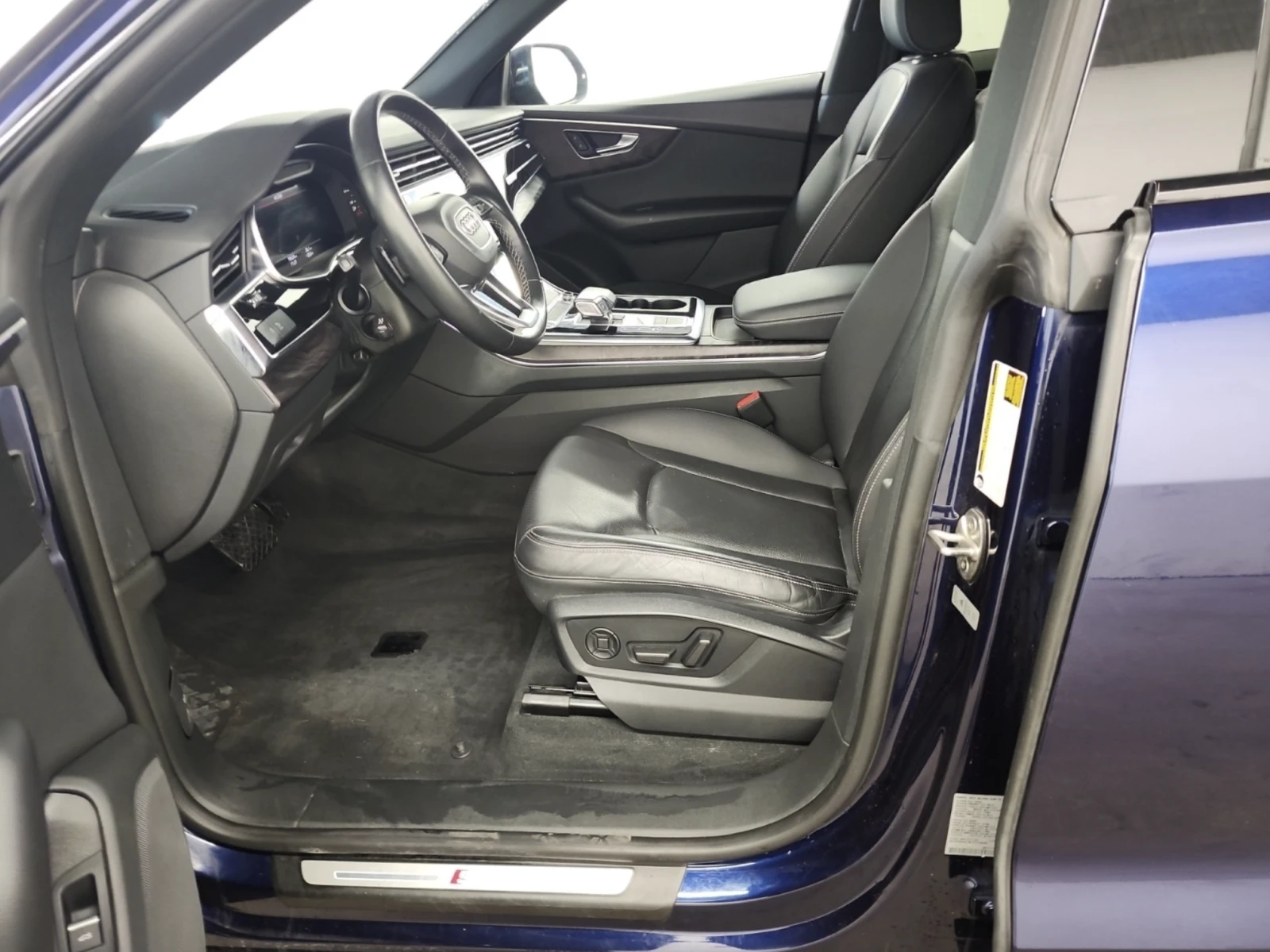 Audi Q8 2022 Audi Q8 PROGRESSIV, снимка 7 - Автомобили и джипове - 54792437