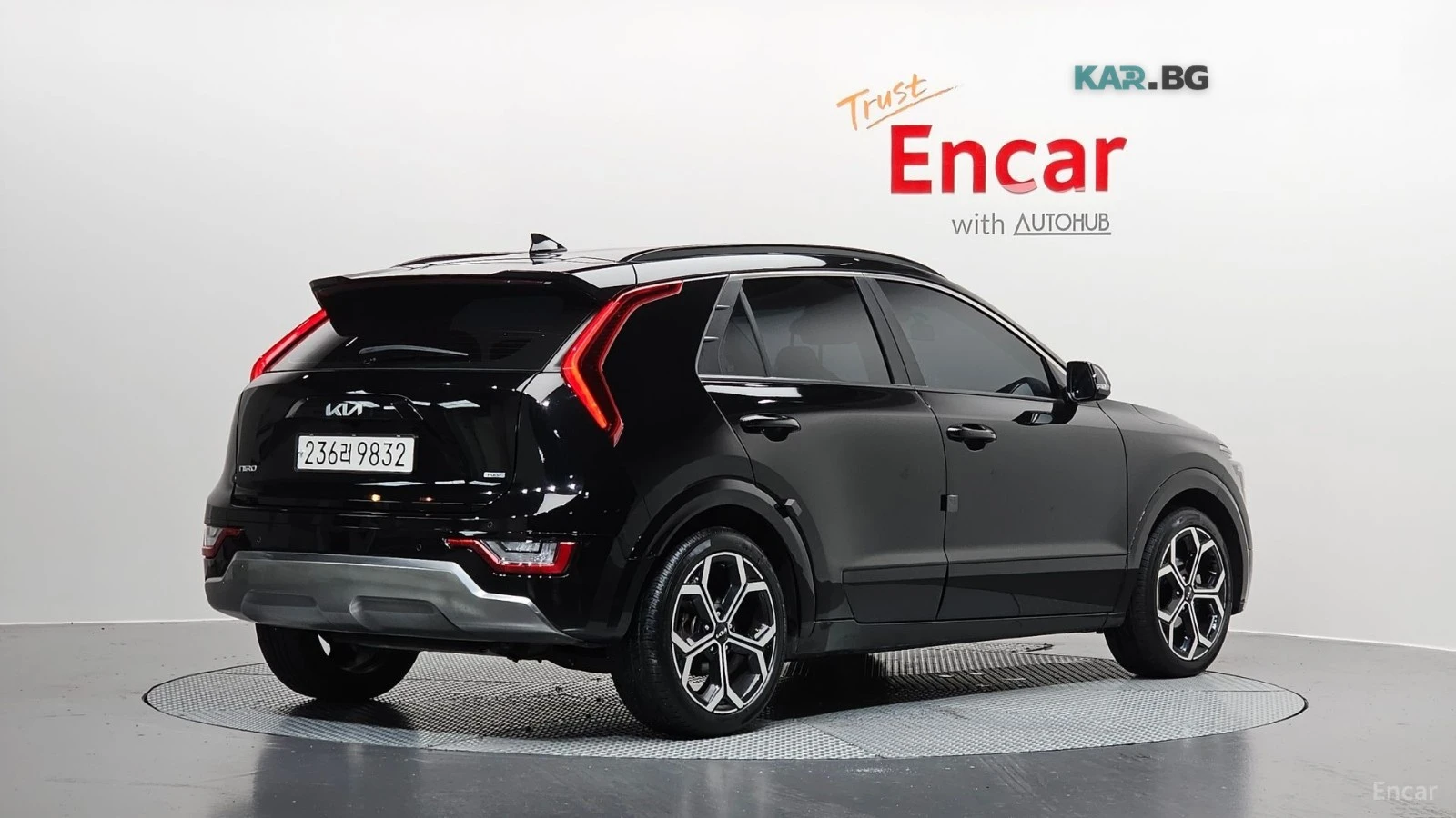 Kia Niro * PRESTIGE* КОЖА* ПОДГРЕВ* ОБДУХВАНЕ* КАМЕРА* NAVI, снимка 2 - Автомобили и джипове - 55029144